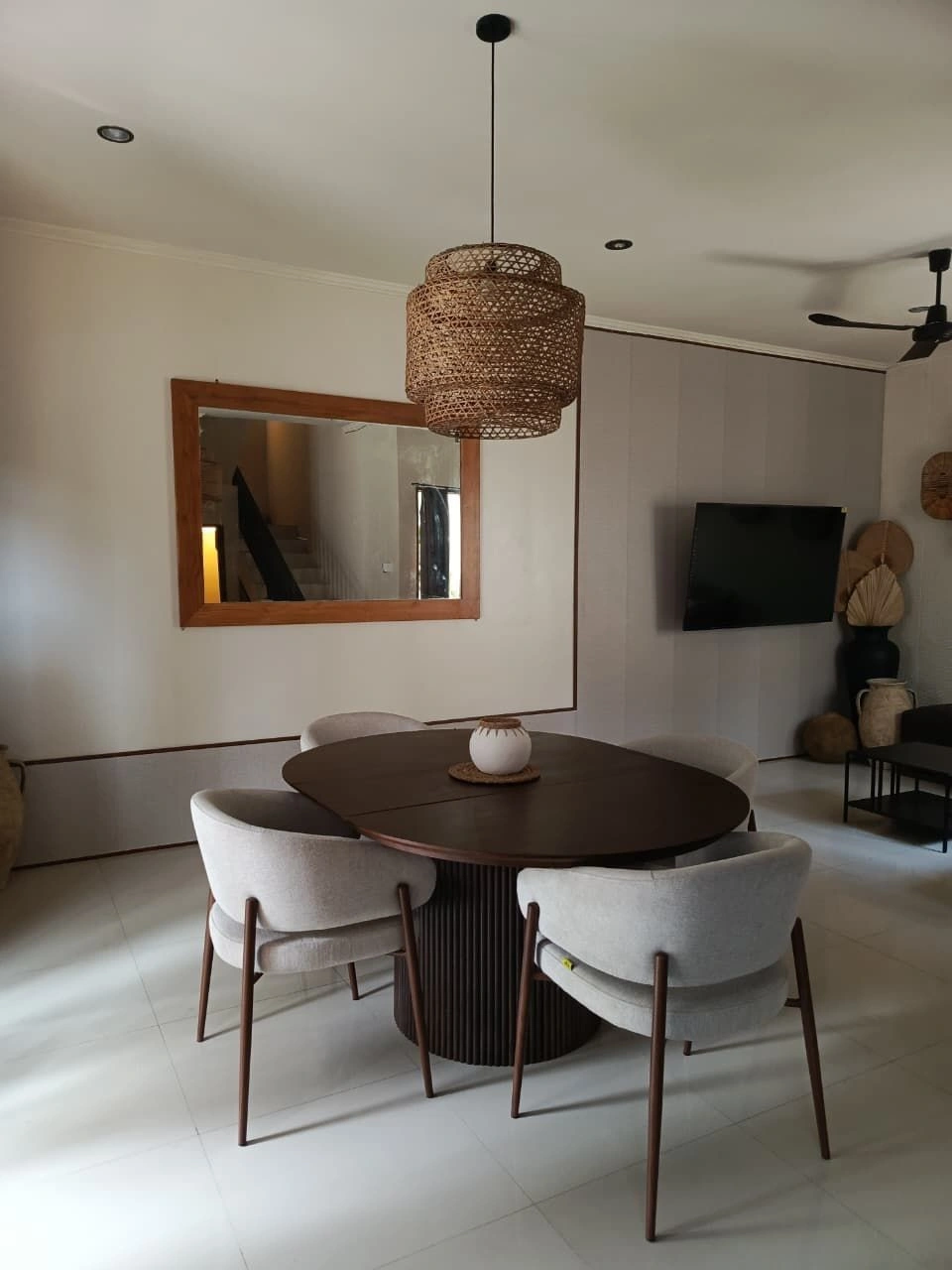 Villa For Rent 2 Bed In Kerobokan Badung Bali TN-4121 — image 4