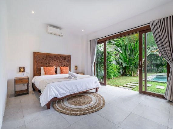 4BR villa in Kayu Tulang — image 4