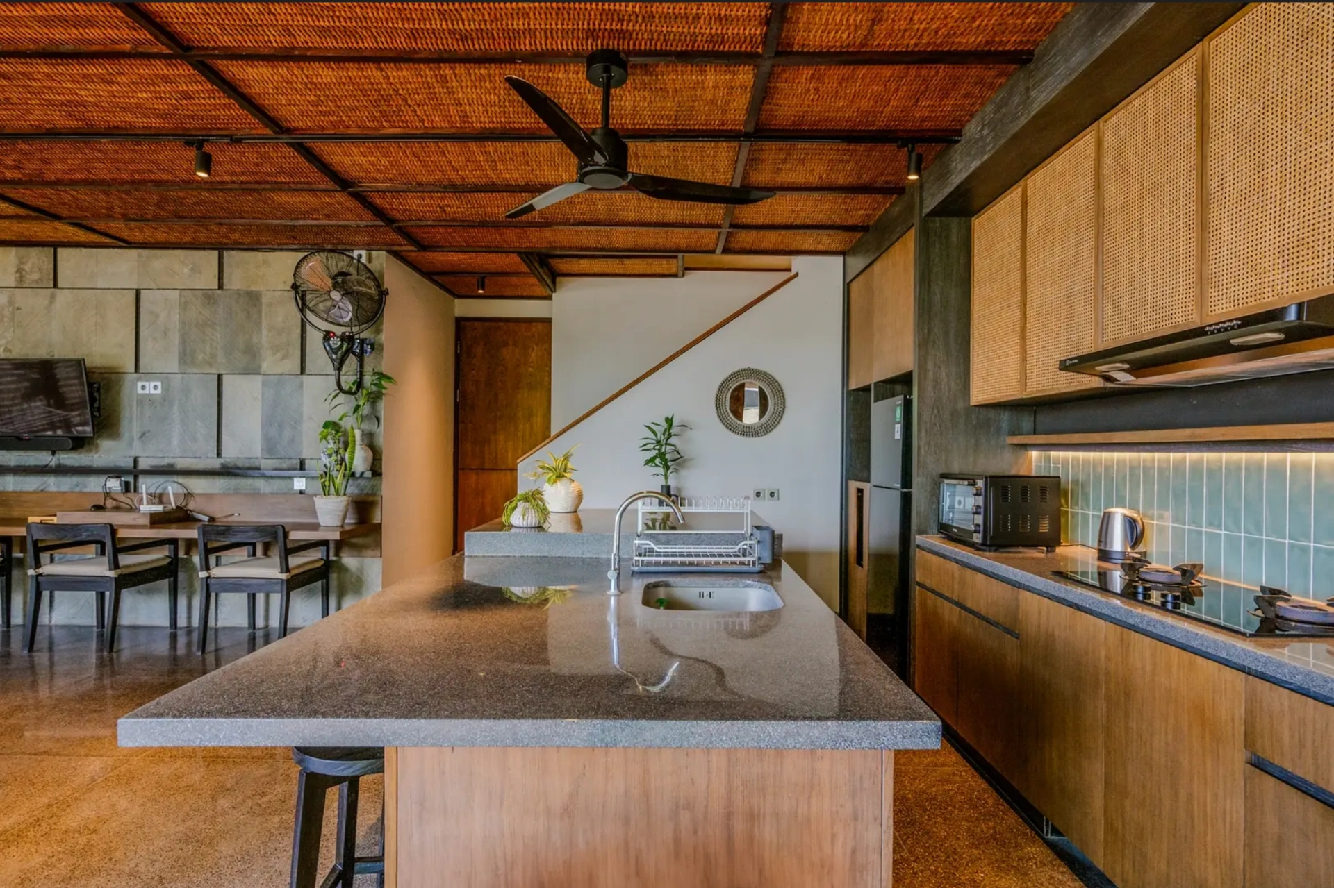[5CG2] 5BR VILLA IN KAYU TULANG — image 2