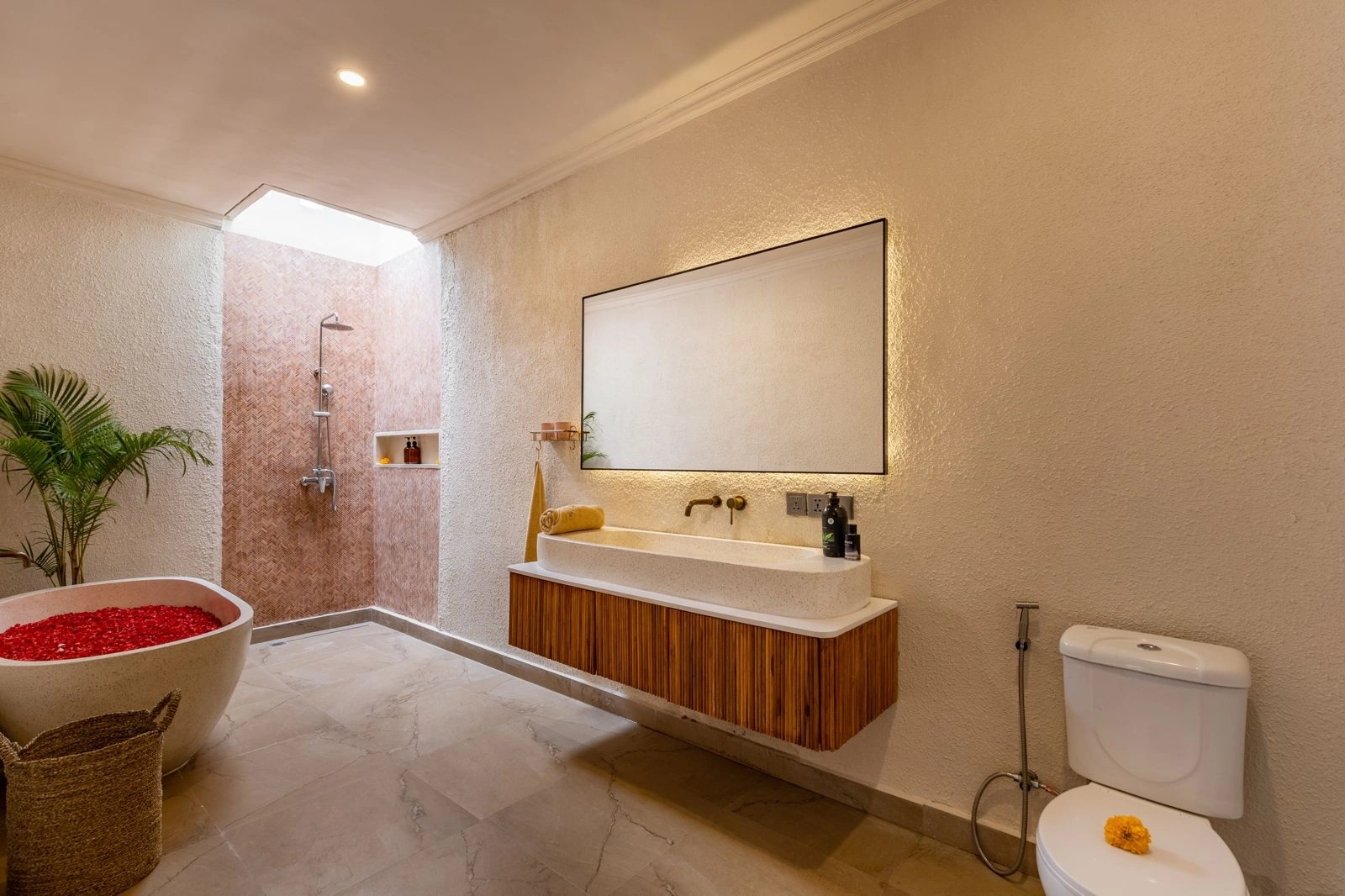 Villa For Rent 3 Bed In Tibubeneng Badung Bali PO-4126 — image 3
