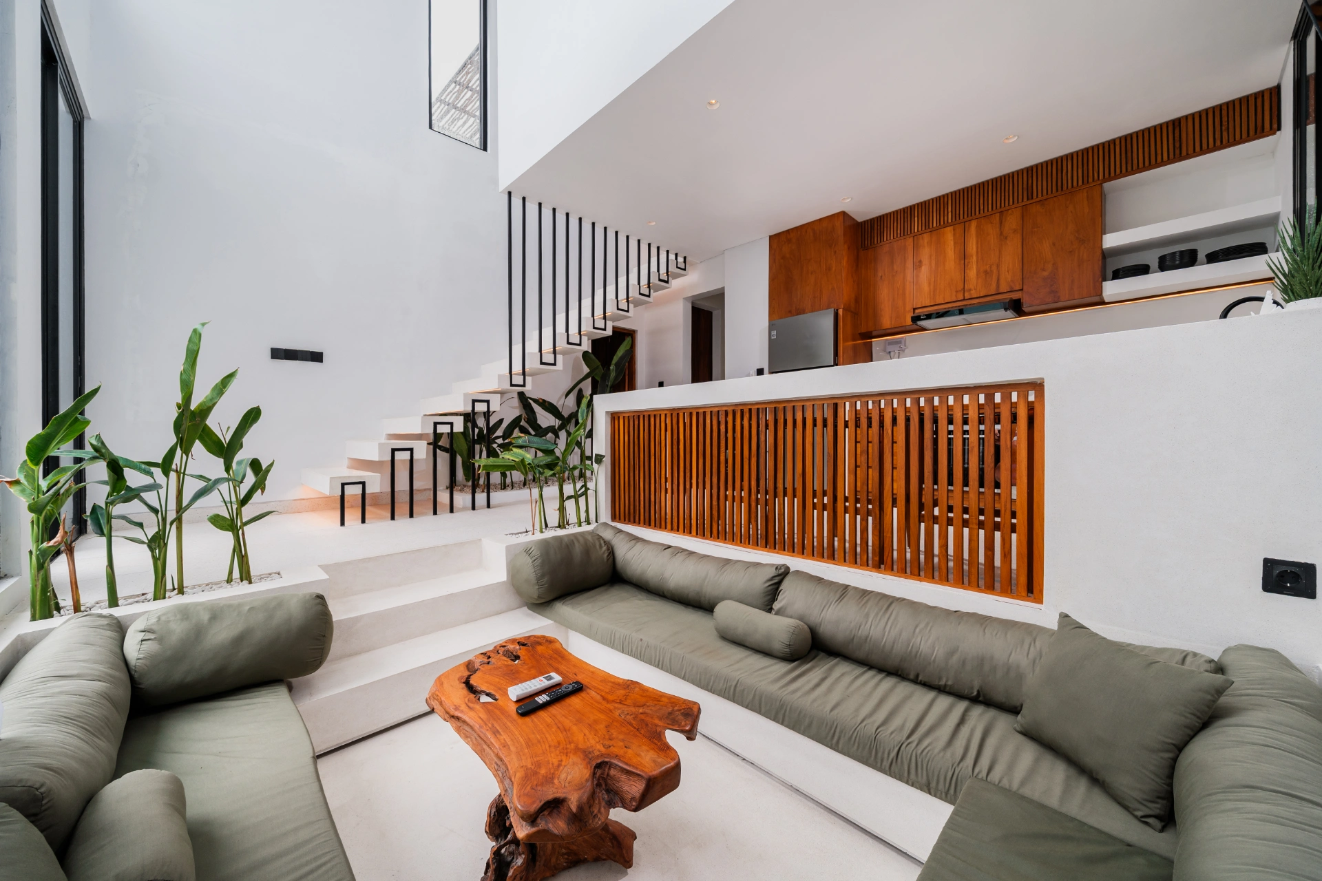 Modern family friendly 3BR Villa – 6 Minutes to Uluwatu Balangan Beach — image 3
