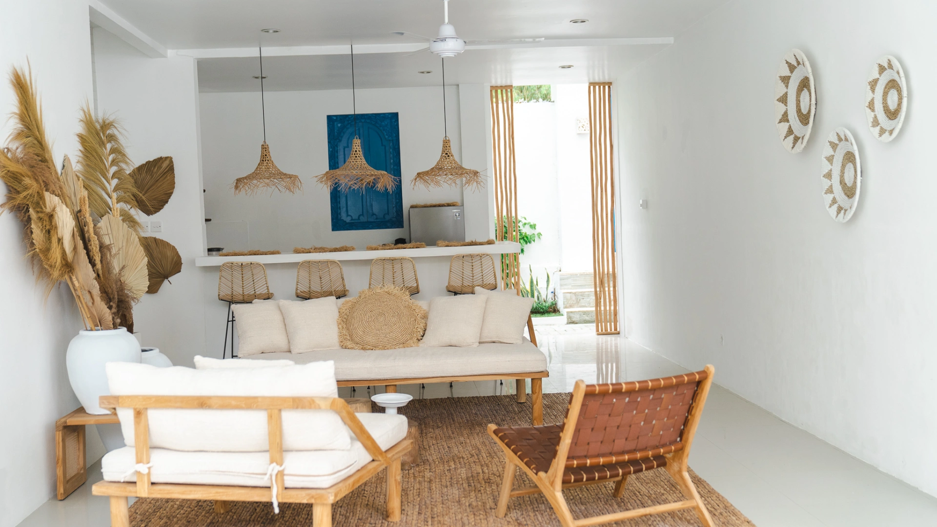 4BR Private Pool 5 minutes to the Beach — image 2