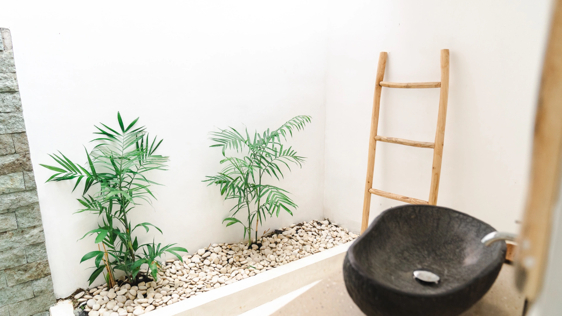 4BR Private Pool 5 minutes to the Beach — image 4