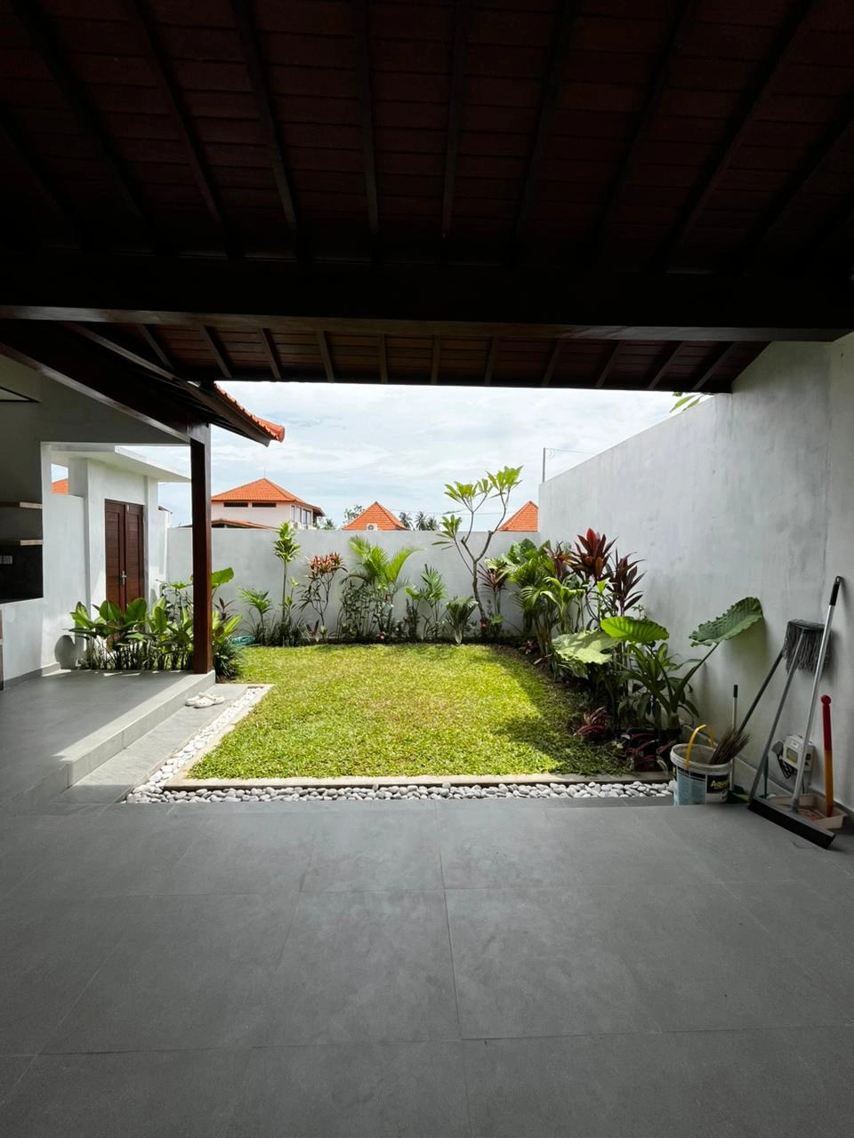 2BR Unfurnished House in Cemagi — image 1