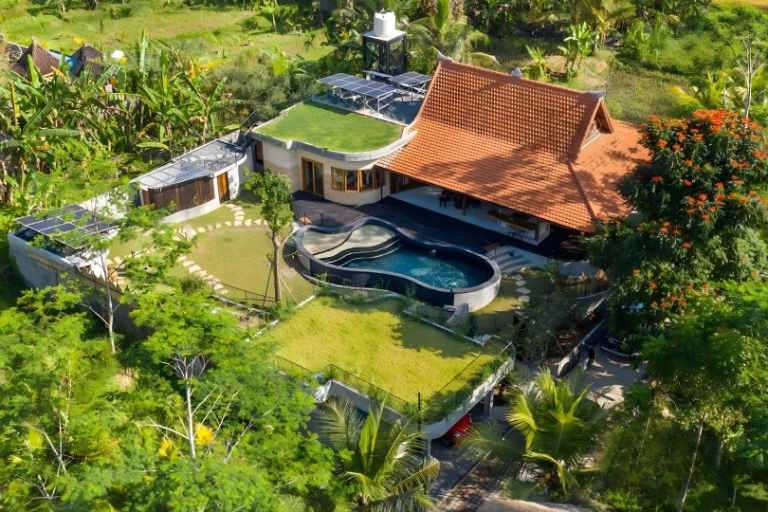 4BR Jungle View Villa with Private Pool & Sauna — image 2