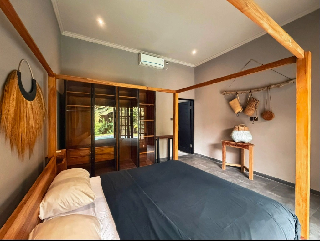 3BR Villa for Rent – Batu Bolong Canggu — image 1