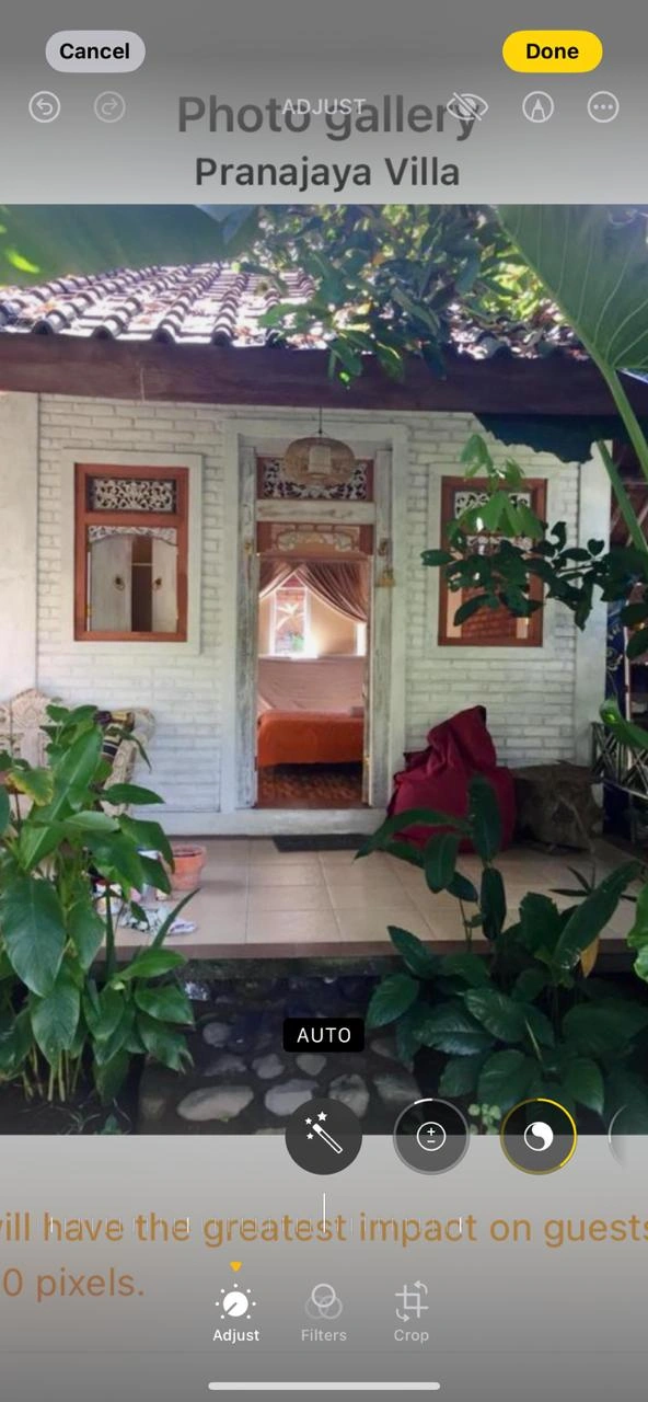 Guesthouse 4 Private Rooms in Singaraja share pool — image 3