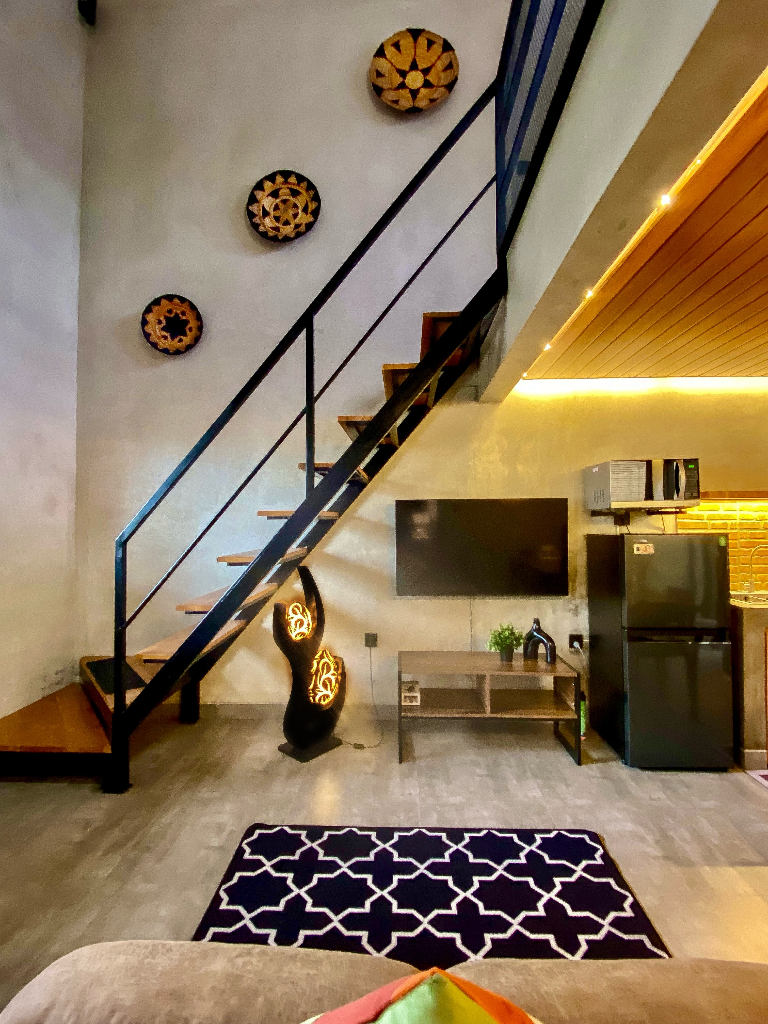 THREE MEZZANINE BALI Industrial Style — image 4