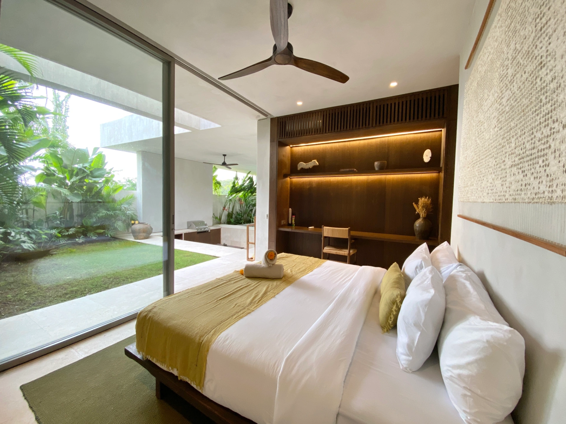 Modern Tropical Elegant Villa — Tiying Tutul–Buduk Canggu — Ready Now — image 4