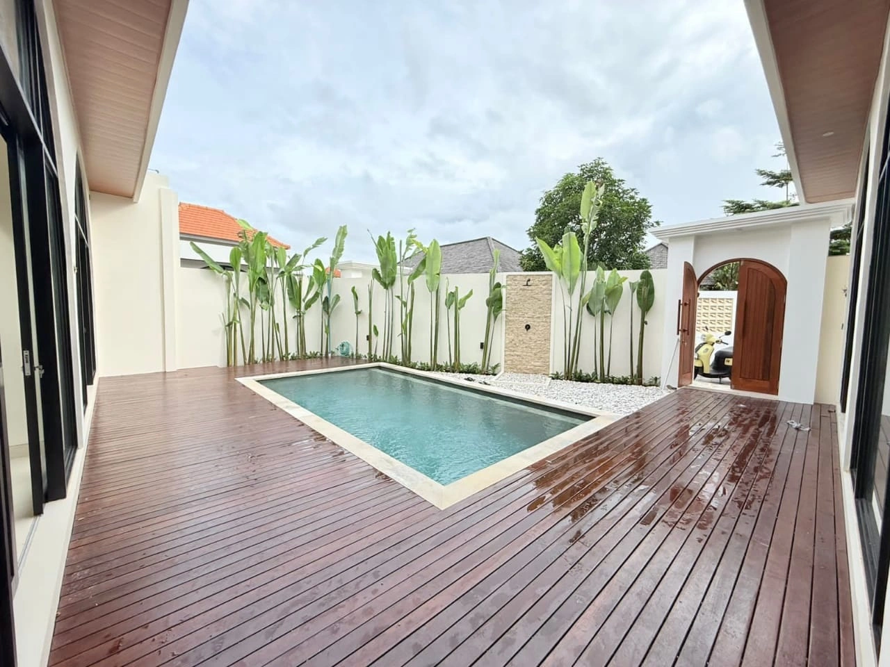 Villa For Rent 3 Bed In PererenanBadung Bali PO-4128 — image 2