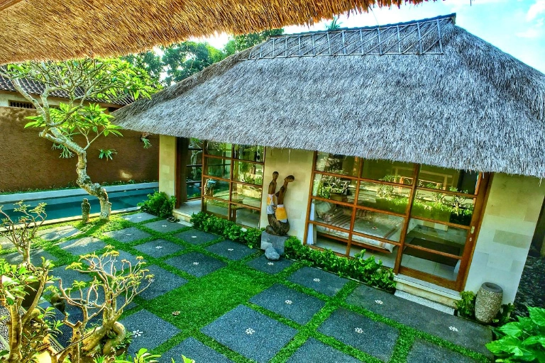 Villa Puri Saras — image 2