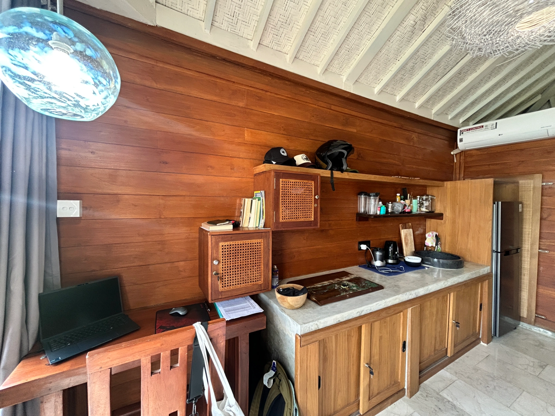 Affordable Bungalow Apartment w/ Community Pool — image 4
