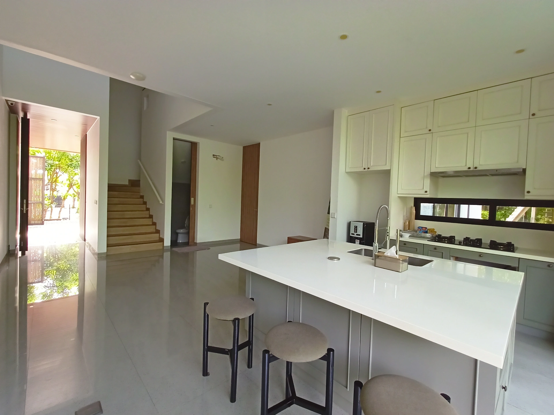 DO 136 - ROYAL VILLAS BALI IN SANUR — image 3