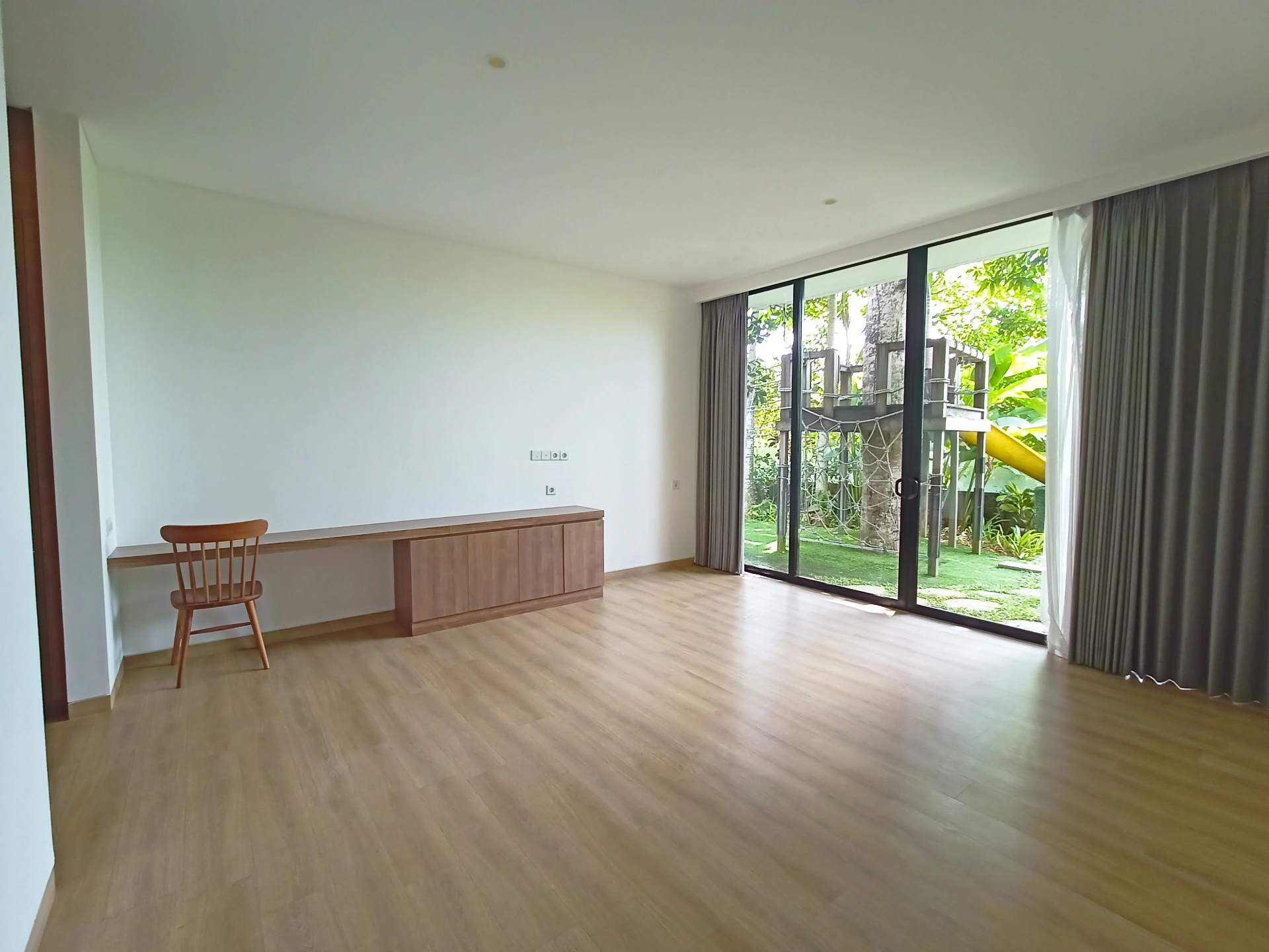 DO 136 - ROYAL VILLAS BALI IN SANUR — image 2