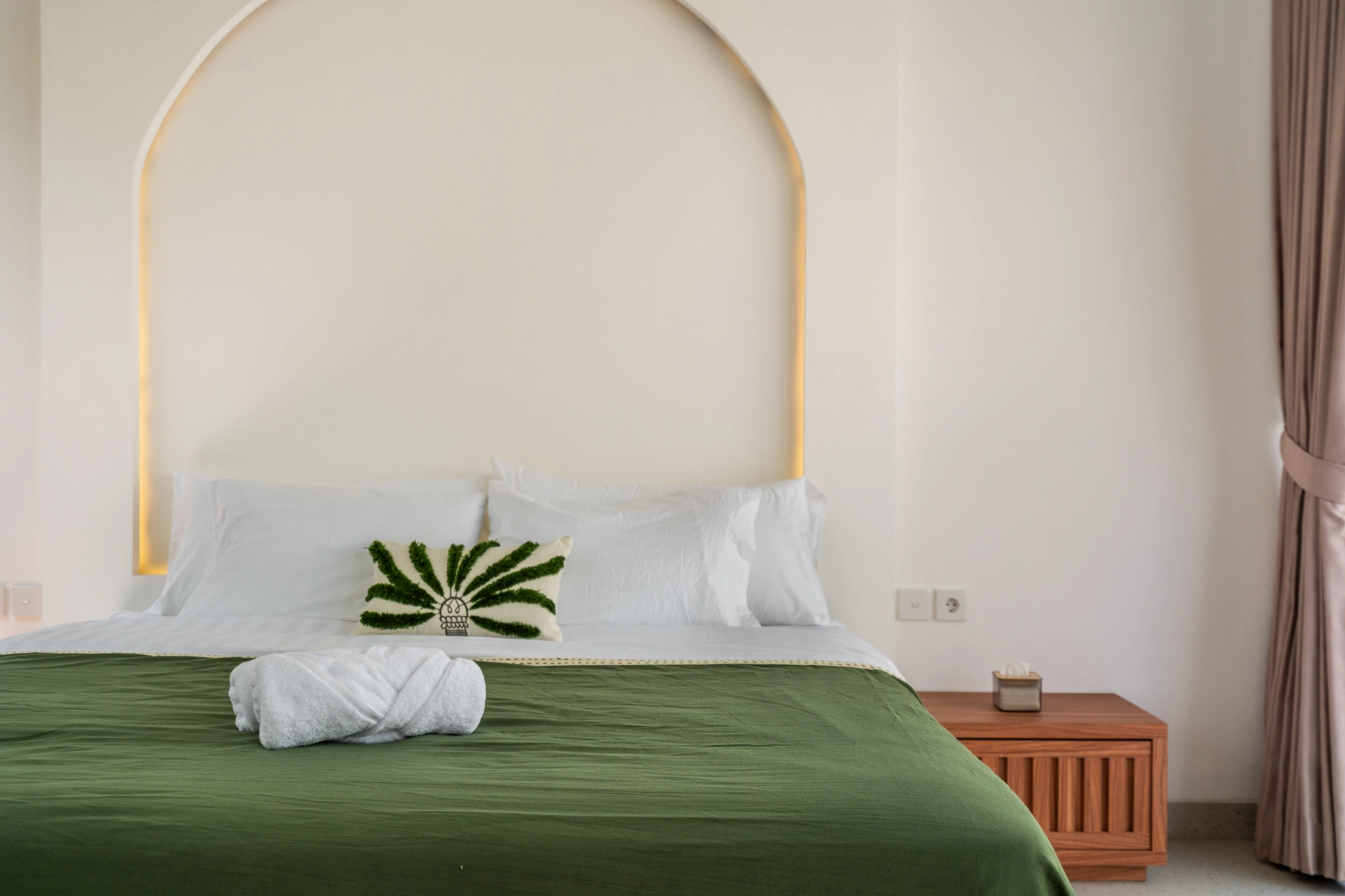 Brand New 2BR Villa Pererenan w/ Private Pool — image 3