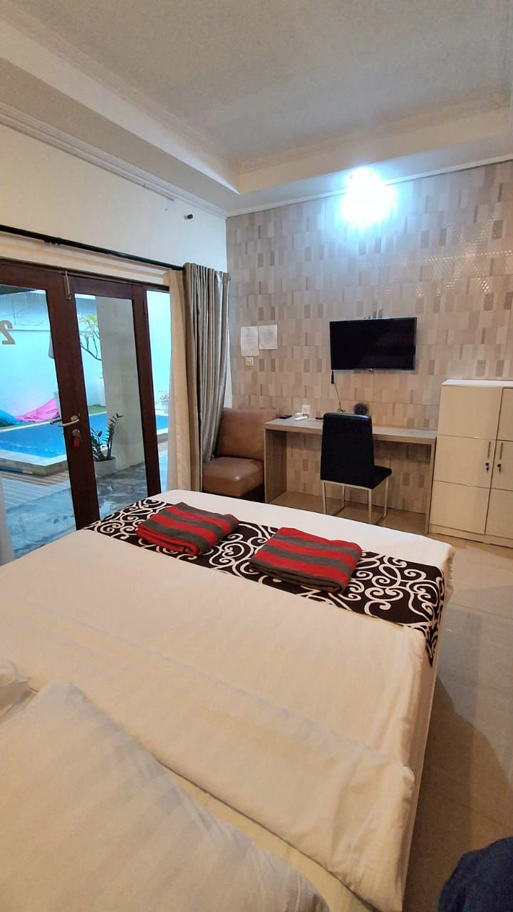DO 143 - Villa For Sale in Canggu Bali — image 1