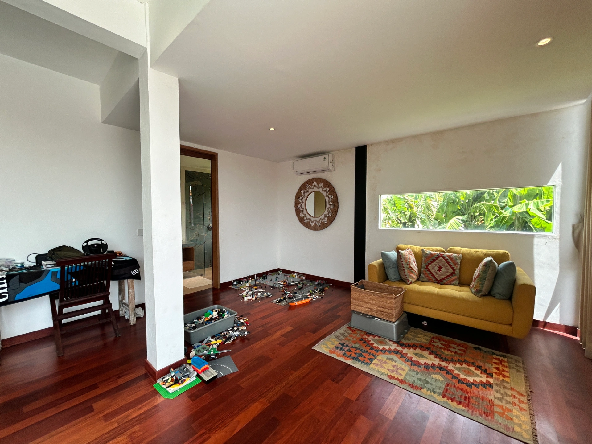 Majestic 5+2BR Estate Villa w/ Infinity Pool & Jungle Views — image 3