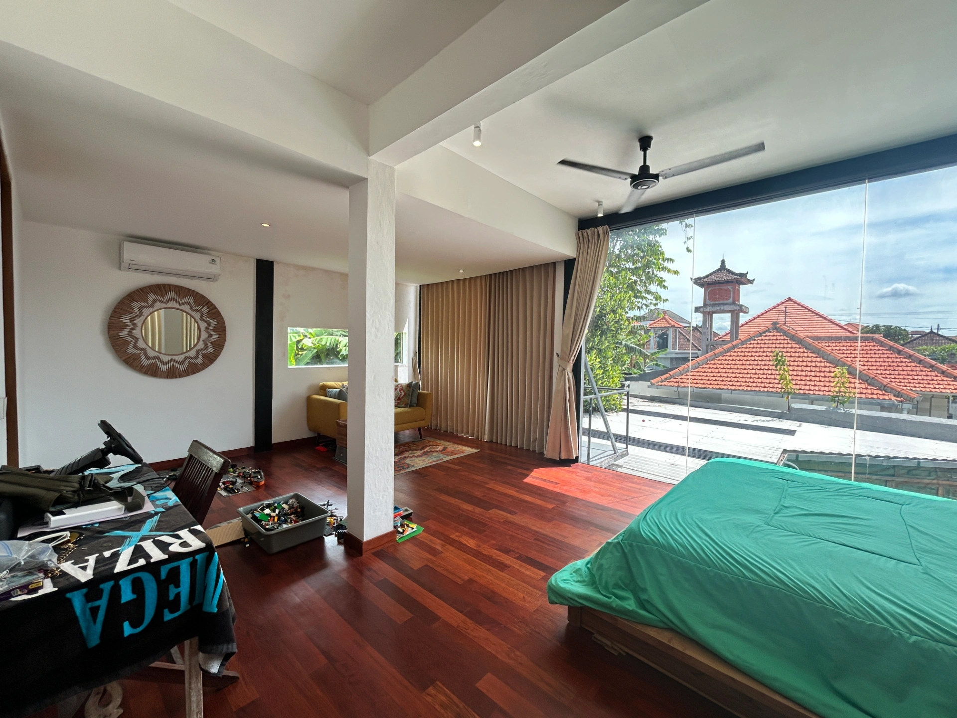 Majestic 5+2BR Estate Villa w/ Infinity Pool & Jungle Views — image 4