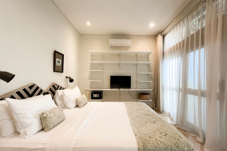 ⚡Electricity Included – Relaxing 1BR Beachside Apartment with Pool Access — image 4
