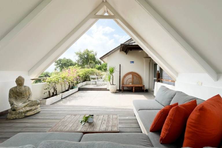 Electricity Included – Cozy 1BR Boutique Studio with Private Rooftop Terrace — image 1