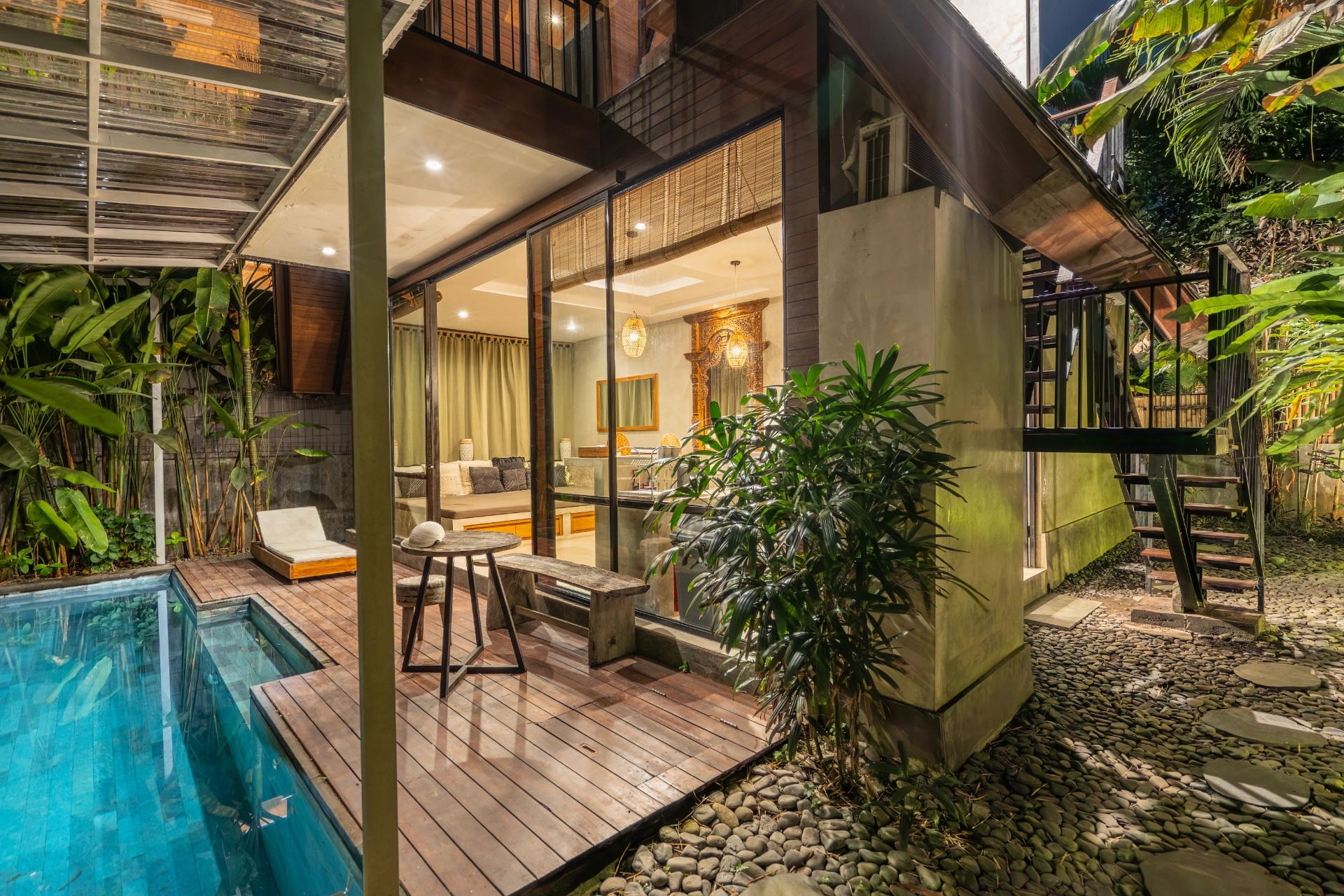 Kalino - 2BR Pererenan Haven | Sofabed Pool & Balcony — image 1
