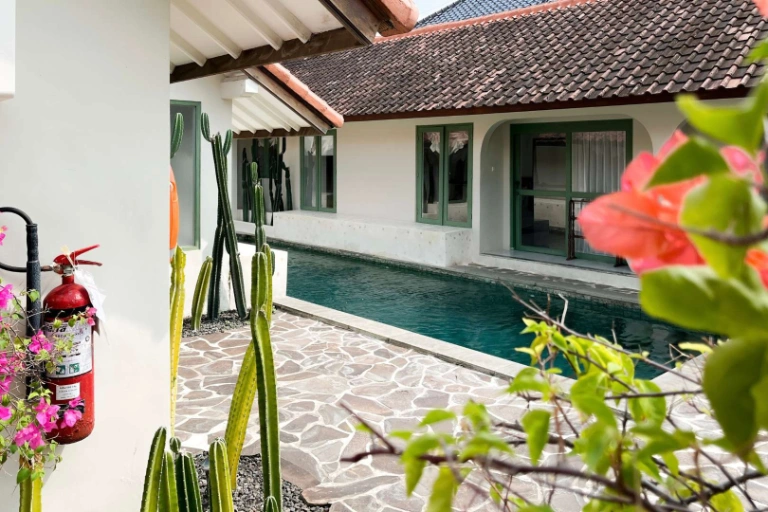 Steps to Seminyak Beach - Tropical Studio with Electricity Included — image 2