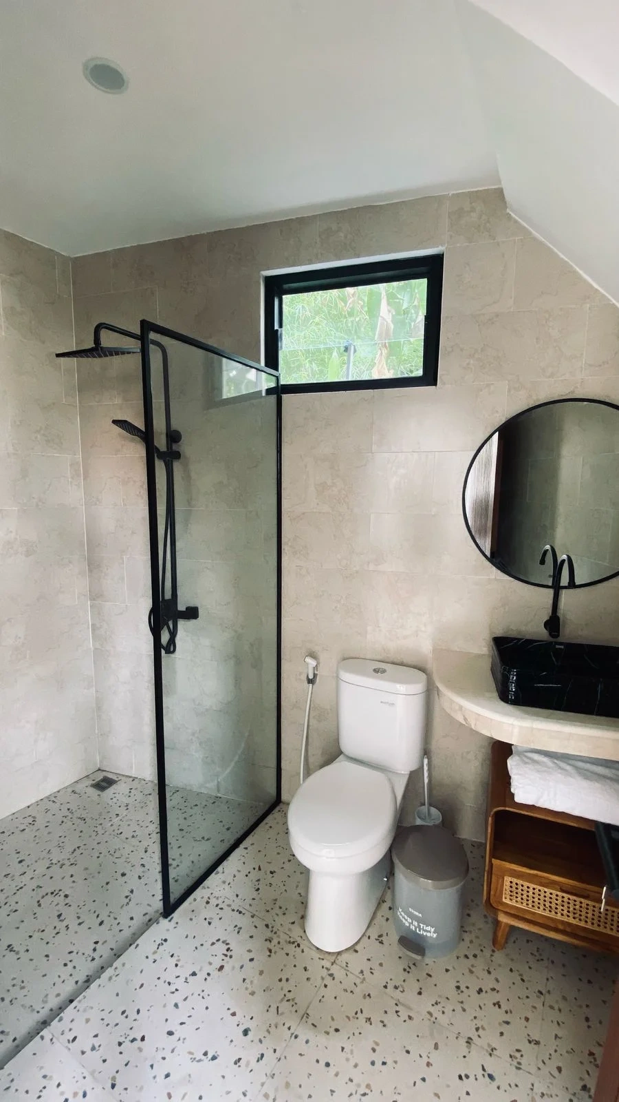 Charming 1 Bedroom Mezzanine Villa in Kerobokan – AF332 — image 4