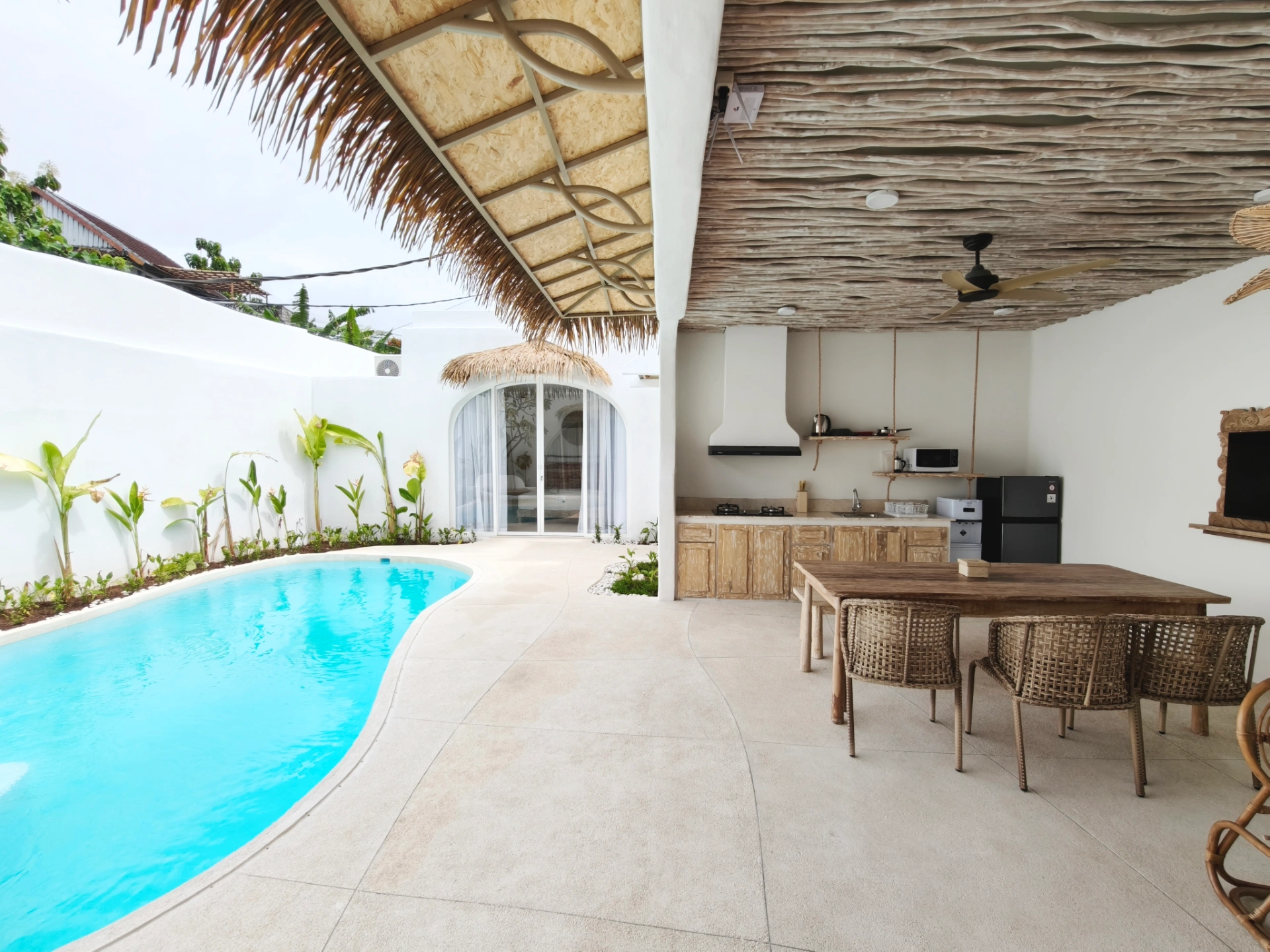 Suilaya Villa - Spacious 3 Bedroom Pool Villa near Bingin — image 1