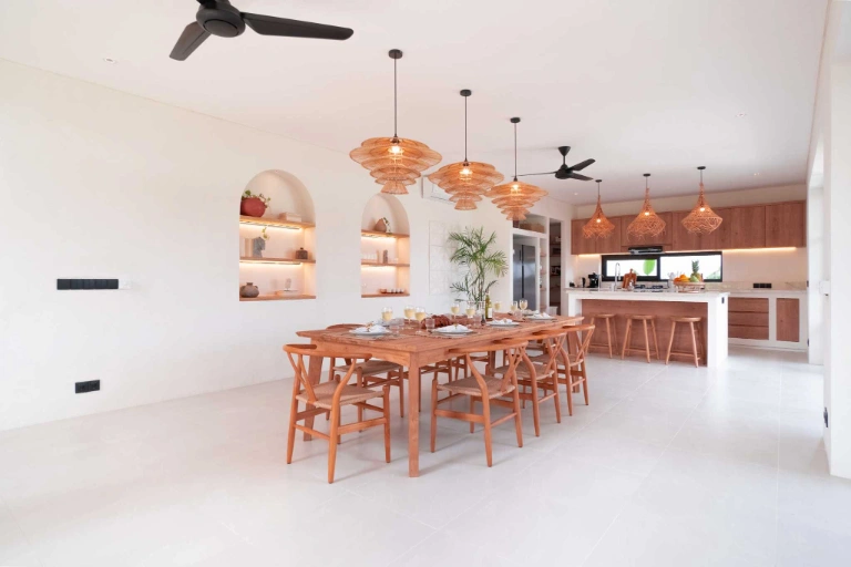 4BR Family Villa with Ionised Pool in Seseh (B-SS05) — image 1
