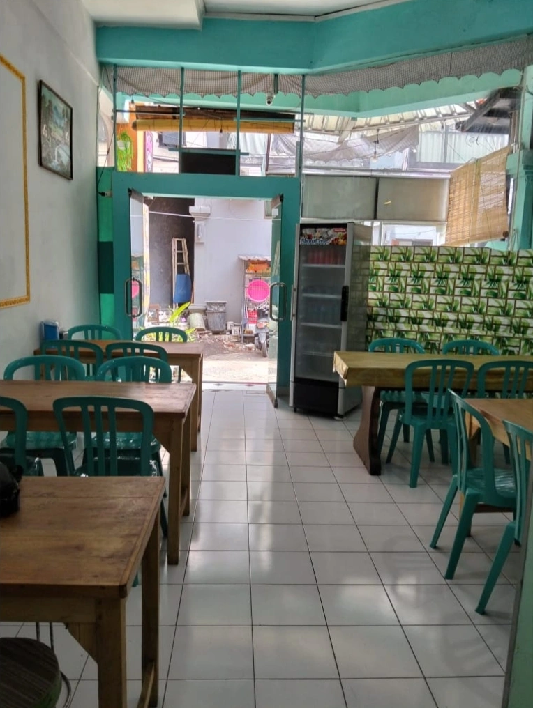 2-Storey Shop and Restaurant in Benesari Legian Kuta Bali