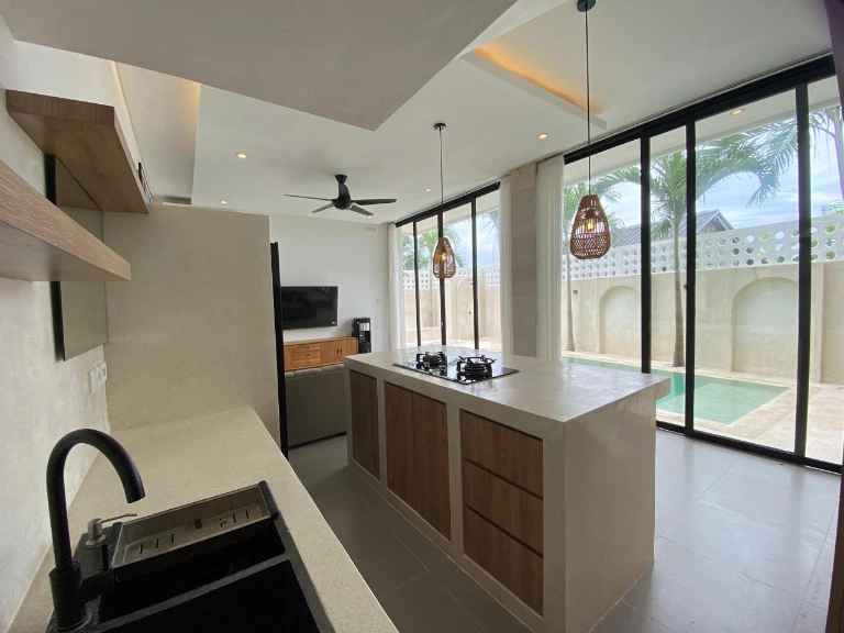 3BR VILLA FOR RENT AT CANGGU | MK 204 — image 1