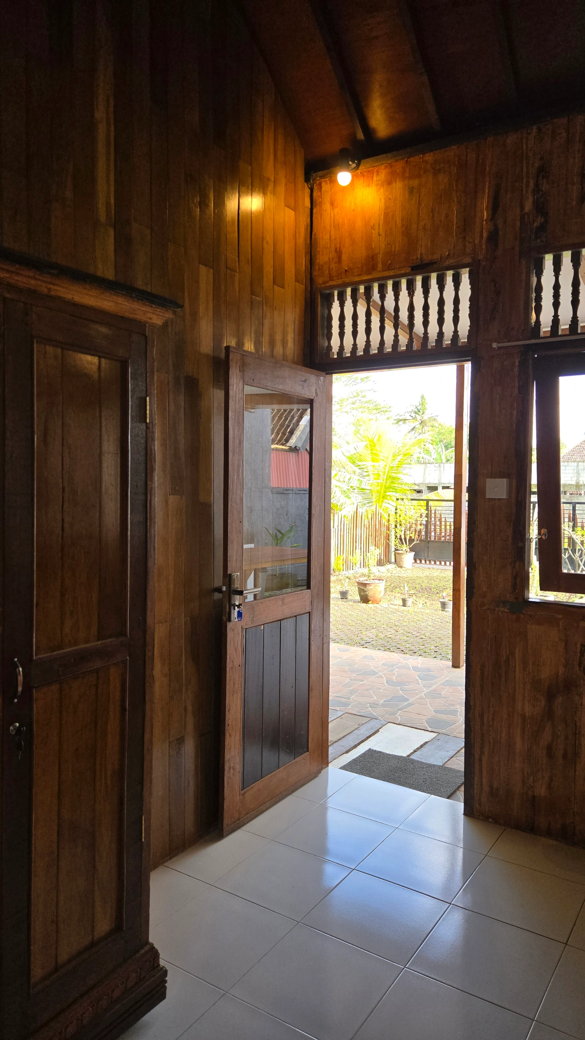 2-ensuite BR Woodhouse in Pejeng Ubud Bali (Rumah Pisang) — image 2