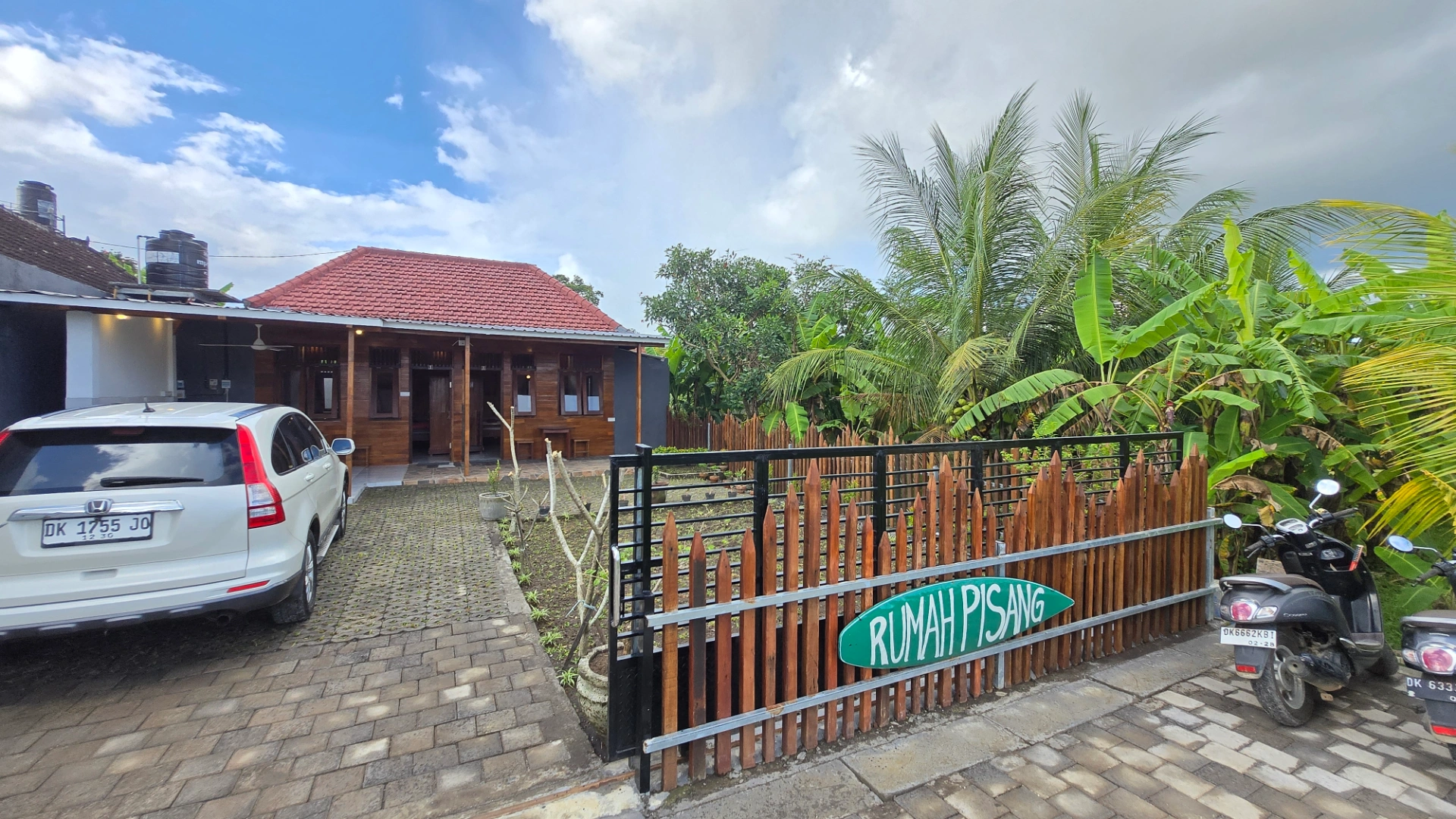 2-ensuite BR Woodhouse in Pejeng Ubud Bali (Rumah Pisang) — image 3