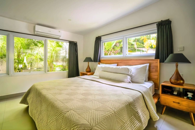 Intimate 1BR Tropical Pool Villa in Prime Pererenan Location Surrounded by lush — image 2