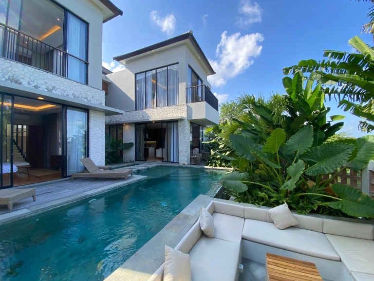 4BR Luxury Villa Canggu
