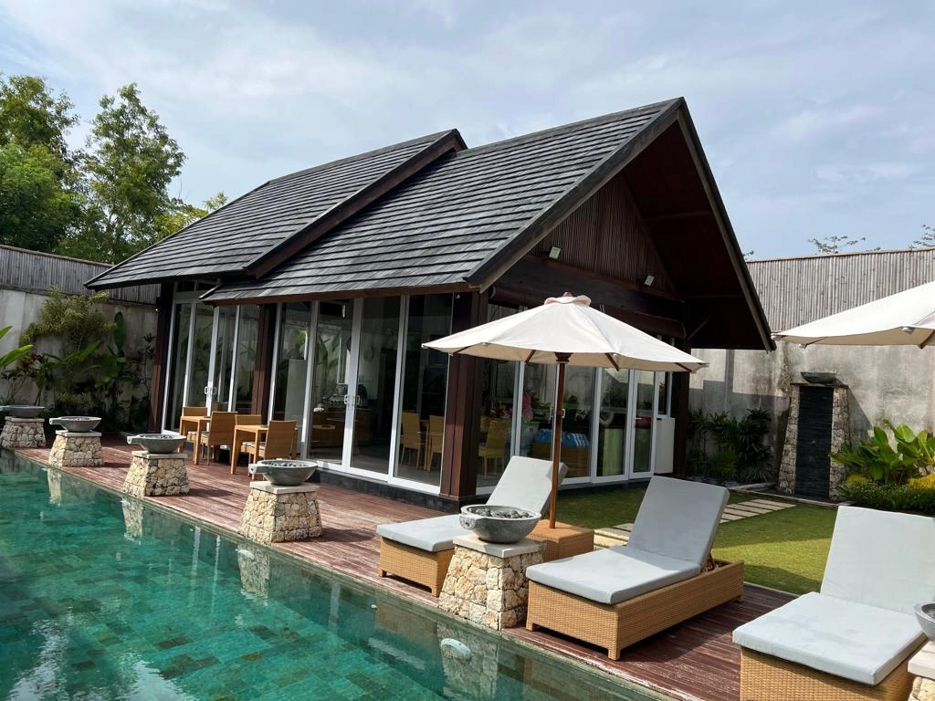 Villa VB Bali - Spacious 4-Bedroom Villa in Ungasan — image 2