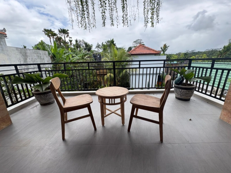 4-bedroom rooftop villa with pool and 360° rice field view — image 1