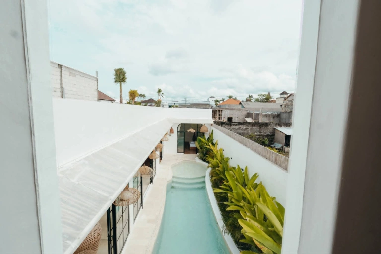 A BRAND NEW 3 BEDROOMS LUXURY VILLA IN UMALAS — image 1