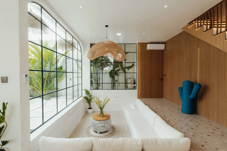 A BRAND NEW 3 BEDROOMS LUXURY VILLA IN UMALAS — image 3