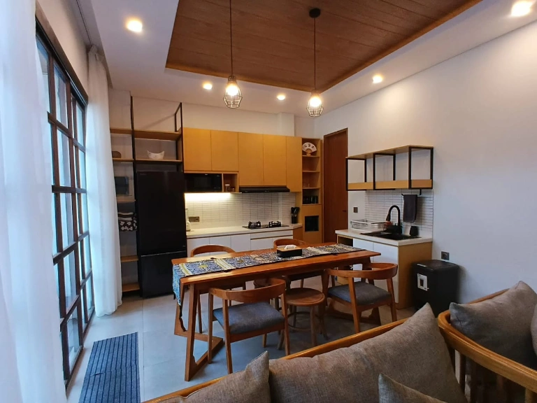 4 Bedrooms Villa in Canggu Berawa Available for Monthly and Yearly Rent — image 4