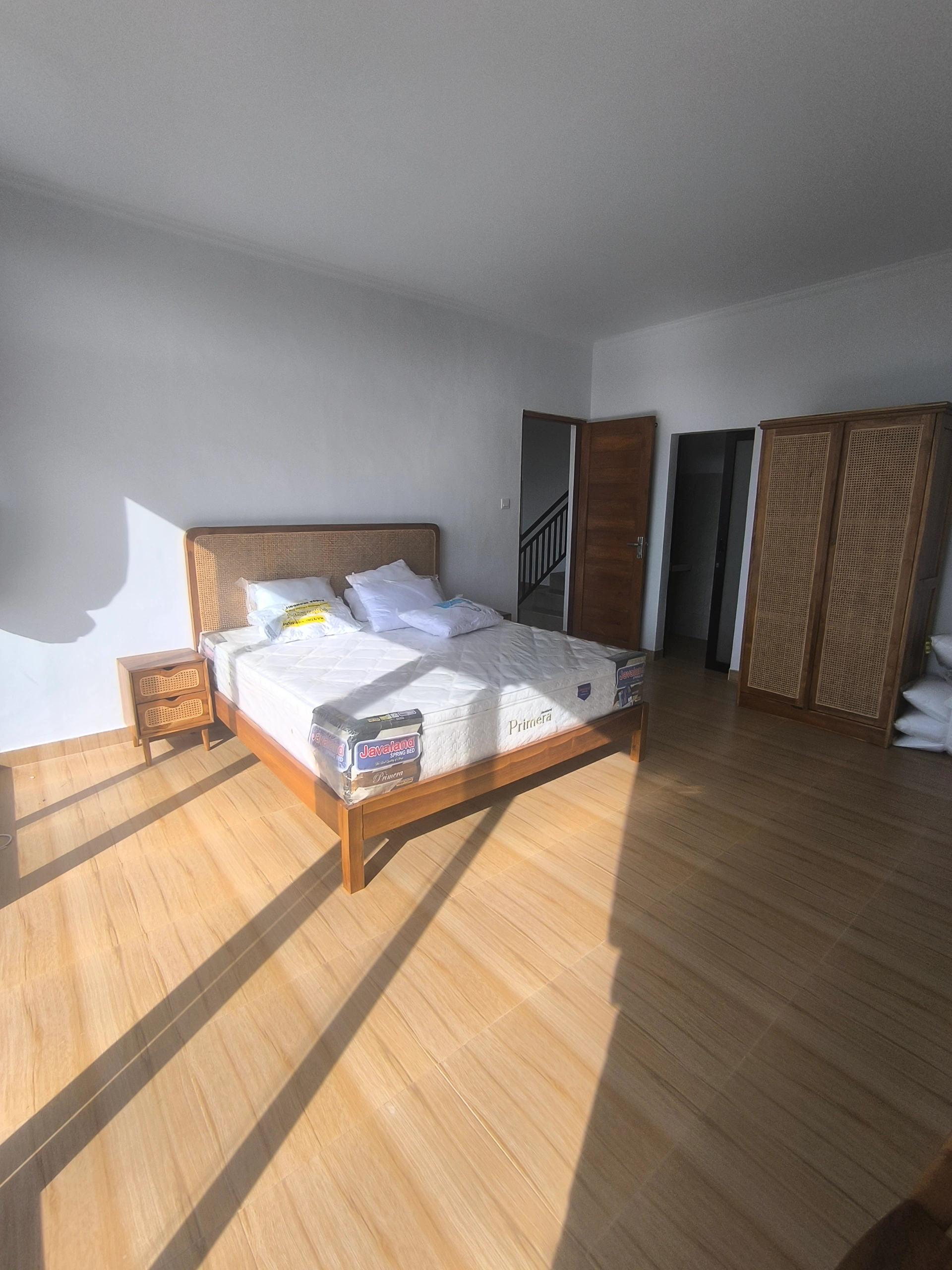 Brand new villa in kedungu area — image 2