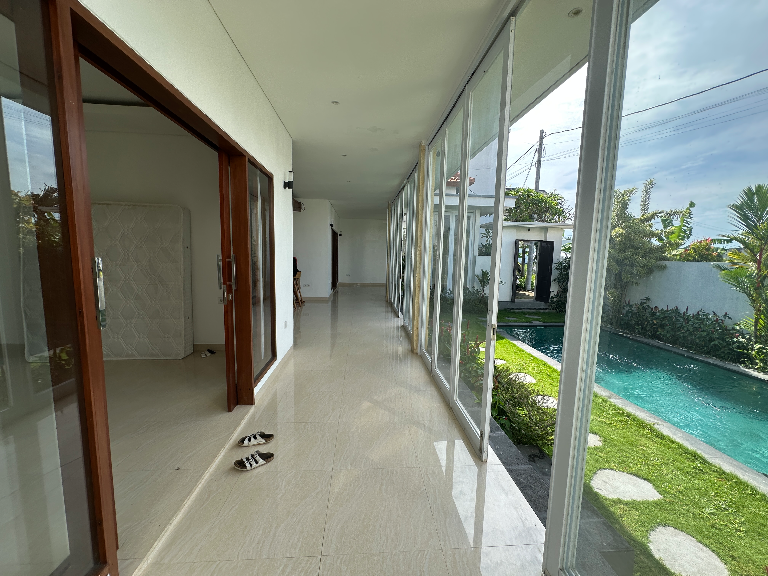 2 bedroom villa unfurnished Pererenan — image 3