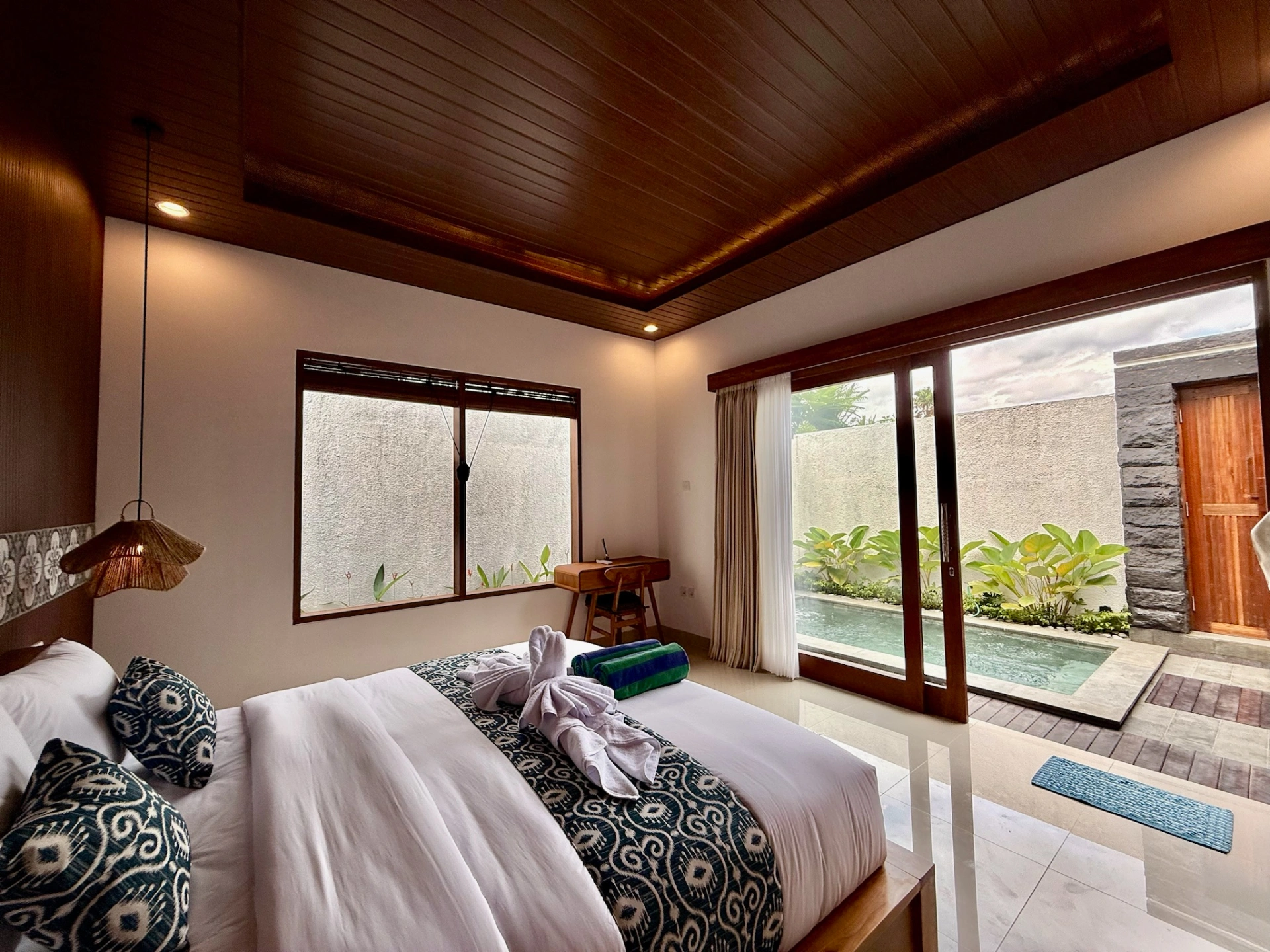 Stylish pool villa near Ubud — image 1