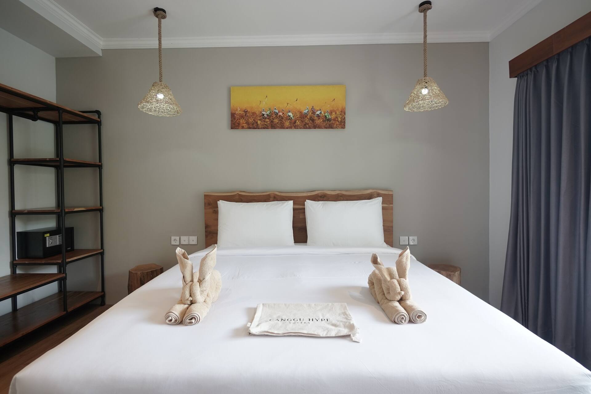 Cozy Wooden Nook Room in Canggu