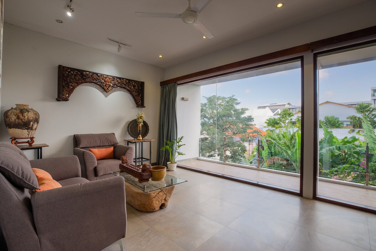 Chic Ethnic Heart 3 Bedroom Private Villa in Canggu — image 5