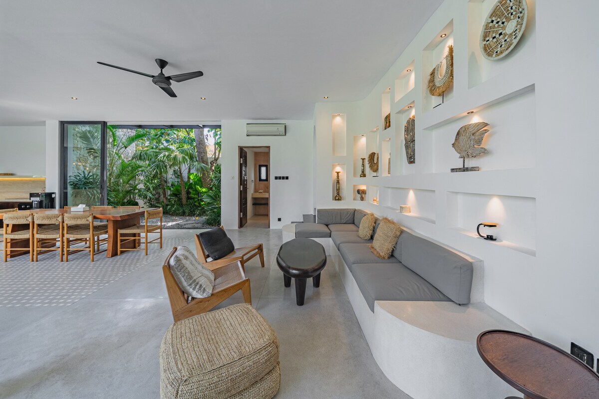 Kadera — 4BR Villa Rental in Pererenan — image 2