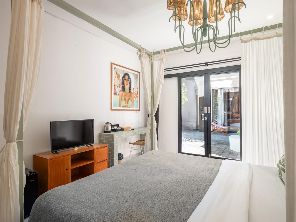 Tropical Studio with Pool in Berawa in Canggu, Bali