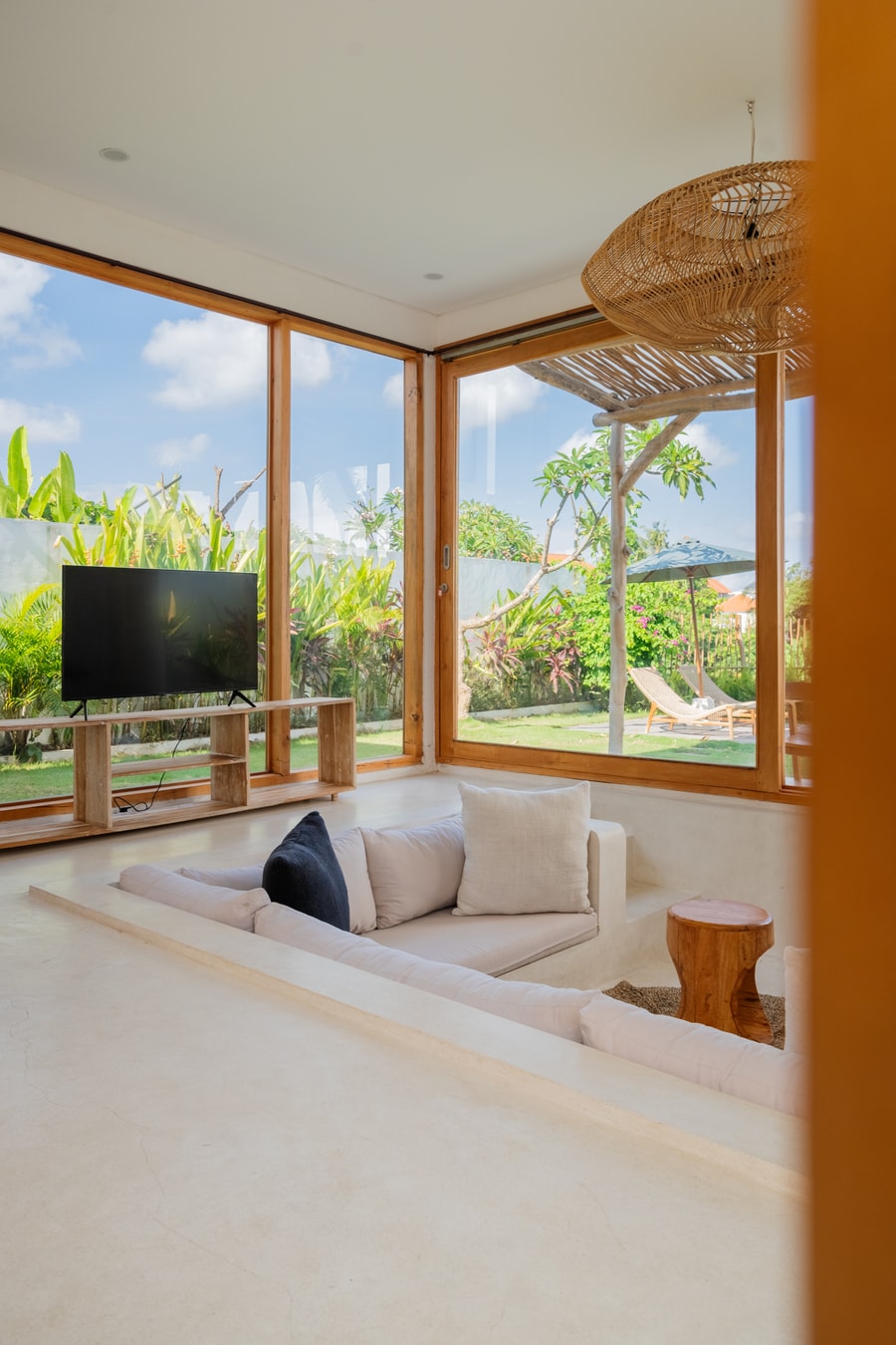 Gigi Sun - 3 Bedroom Villa with Pool, Canggu in Canggu, Bali — image 19