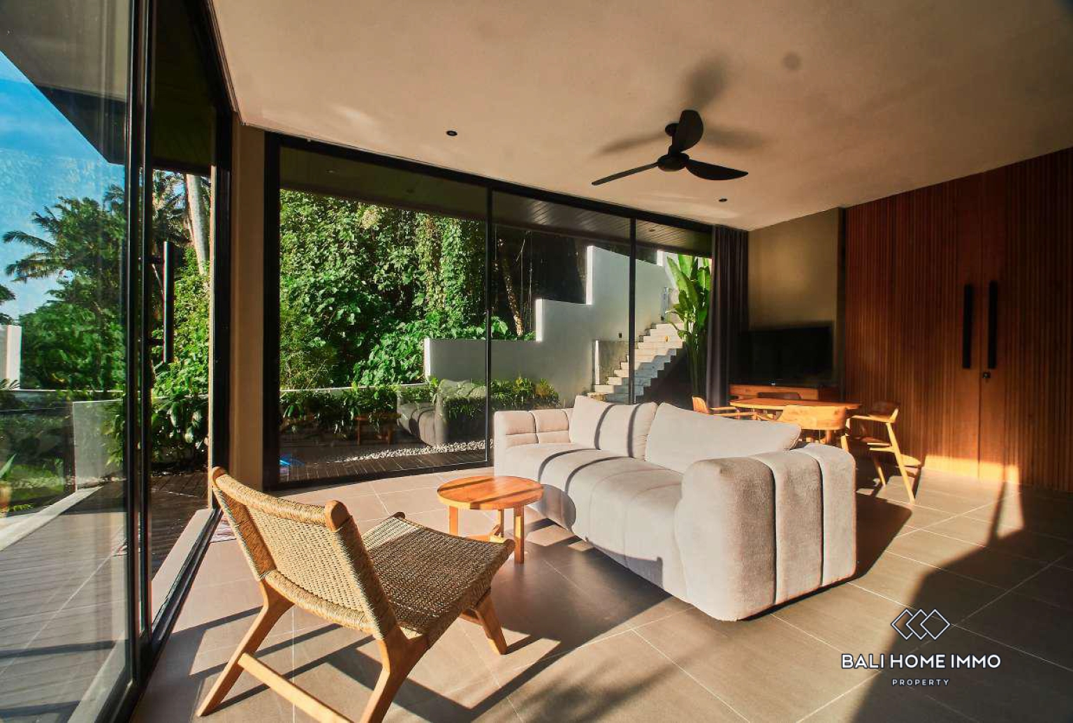 1 Bedroom Modern Riverside Villa For Sale and Rent in Ubud Bali — image 3