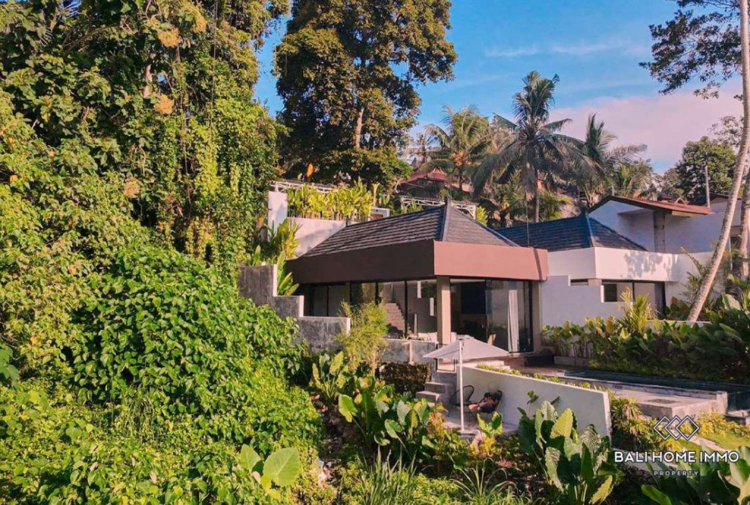 1 Bedroom Modern Riverside Villa For Sale and Rent in Ubud Bali